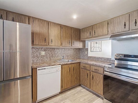 4th image of 3090 Holiday Springs Blvd APT 204