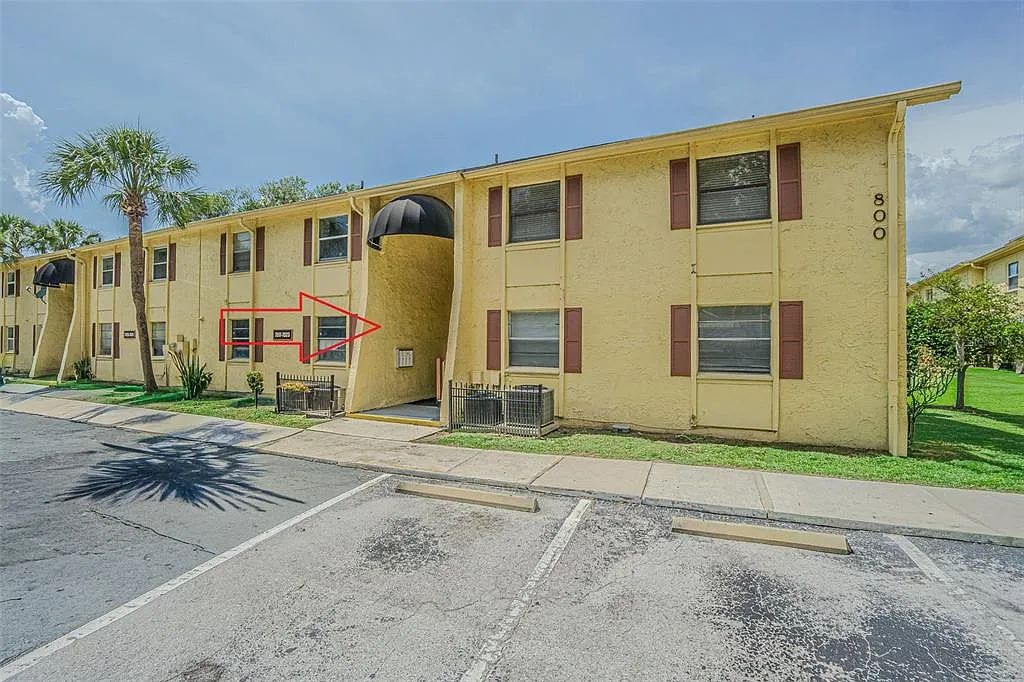 2 bed, 2.0 bath, 1138 sqft, $1,575 — Photo 1
