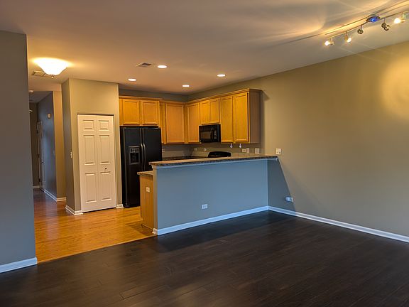 3rd image of 1184 Waverly Dr