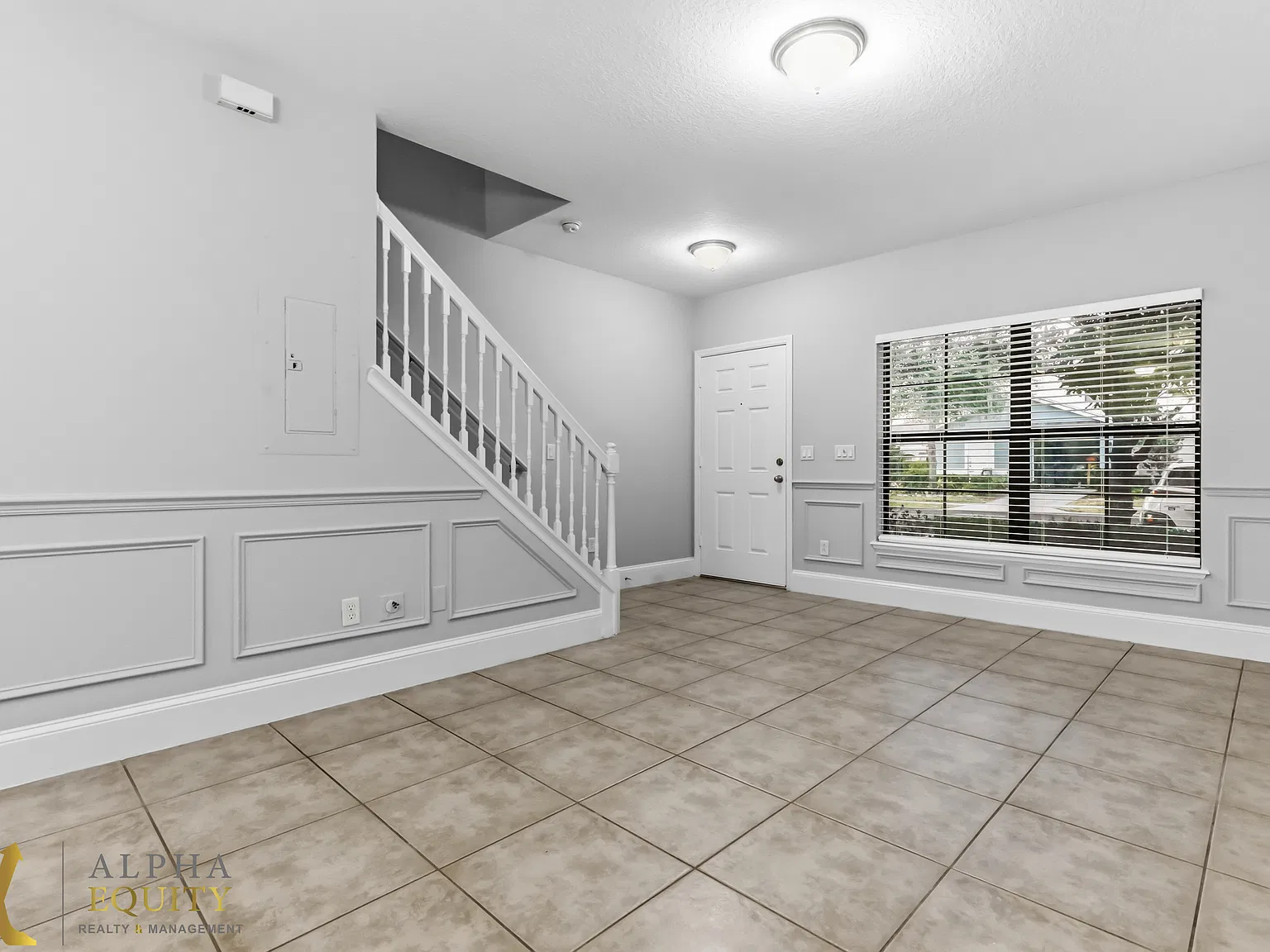 2 bed, 2.5 bath, 1056 sqft, $1,700 — Photo 3