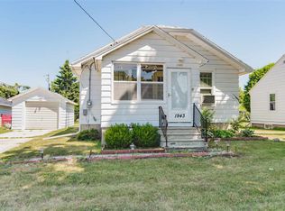 1943 Oakdale Ave, Green Bay, WI 54302