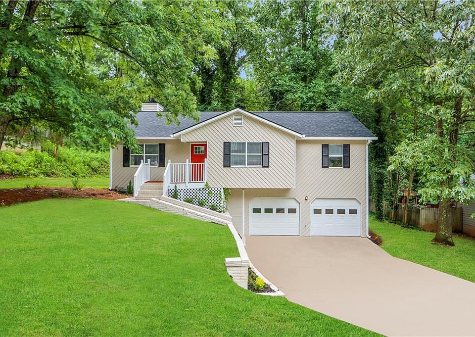 1st image of 3730 Quail Hollow Trl