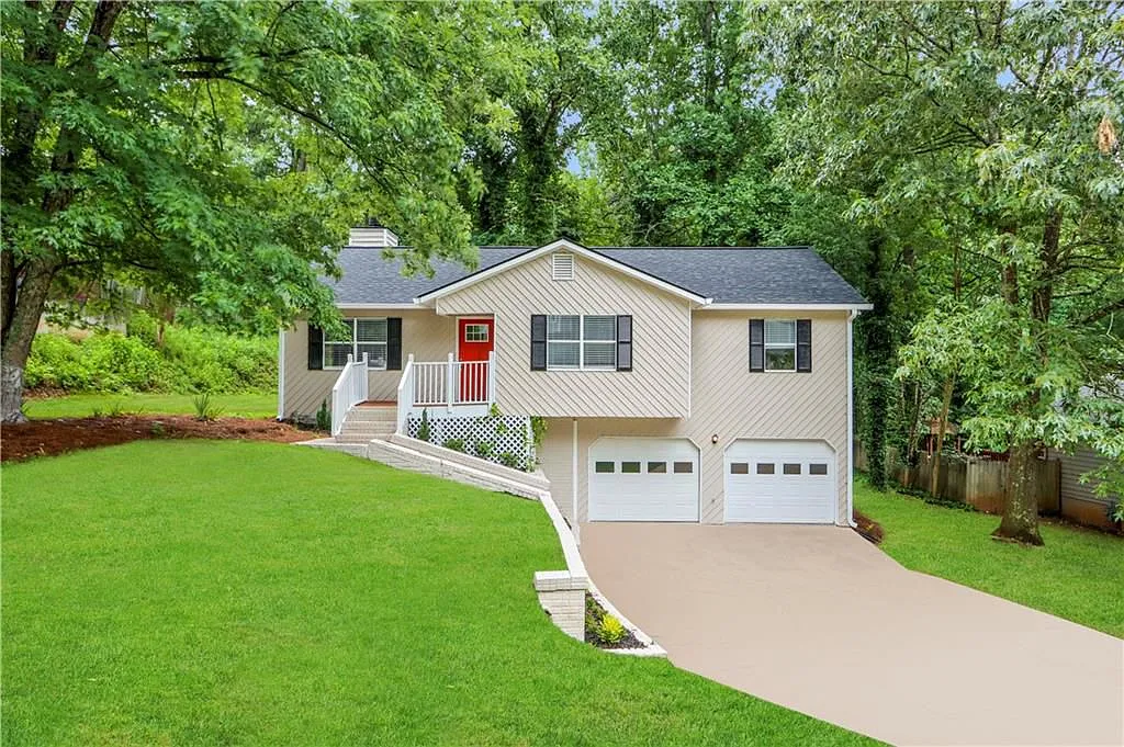 3730 Quail Hollow Trl photo 1
