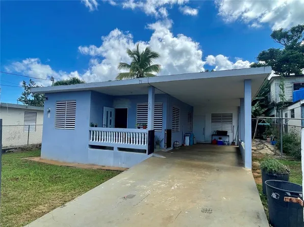 293 Cuartzo St, Aguadilla, PR 00605