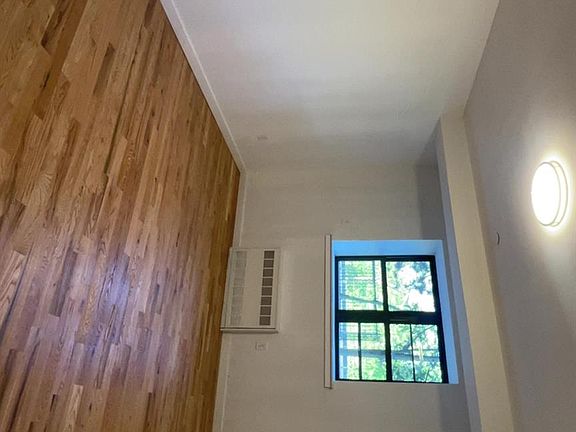 3rd image of 671 Bronx River Road #LG