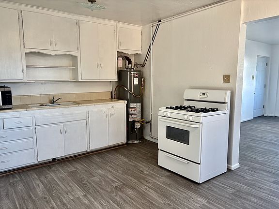 4th image of 3506 Eastern Ave SE