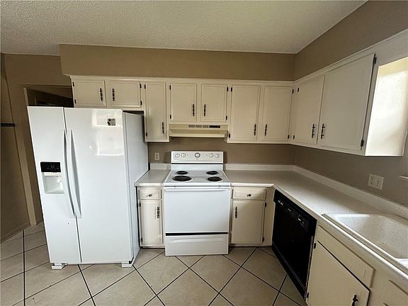 3rd image of 4108-4110 S Crackerneck Rd