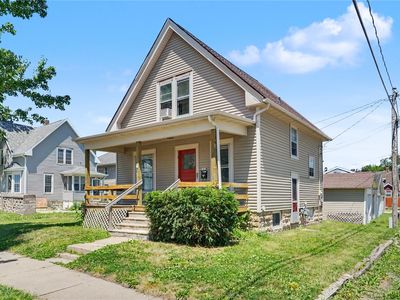 718 10th Ave SW, Cedar Rapids, IA, 52404