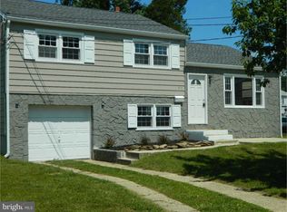 515 E Lake Ave, Blackwood, NJ 08012