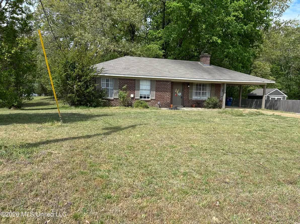 2154 Pine Tree Rd, Hernando, MS 38632
