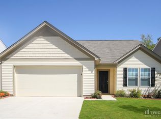 228 Hidden Lakes Rd, Statesville, NC 28677