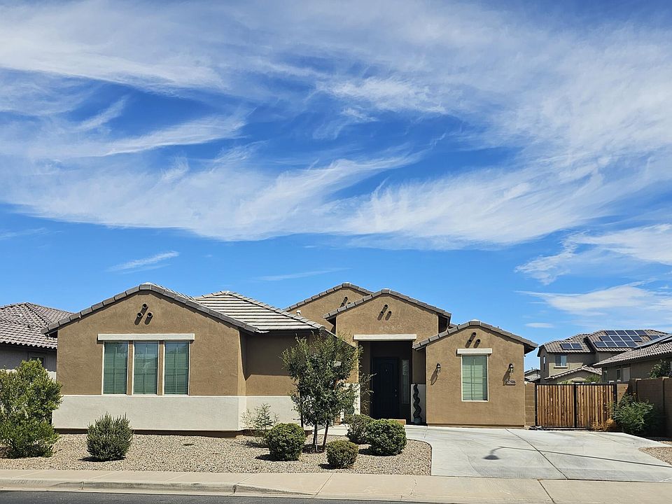 1st image of 37506 W LEONESSA Avenue