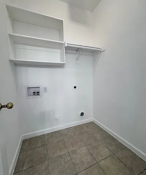 1525 Fallcreek Ct — Photo 21