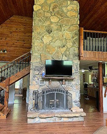 3rd image of 1131 County Road 480
