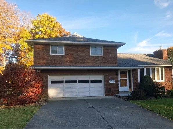 312 Brookcrest Dr, Endwell, NY 13760