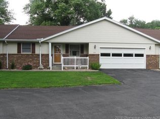 132 S Henson Rd, Villa Grove, IL 61956