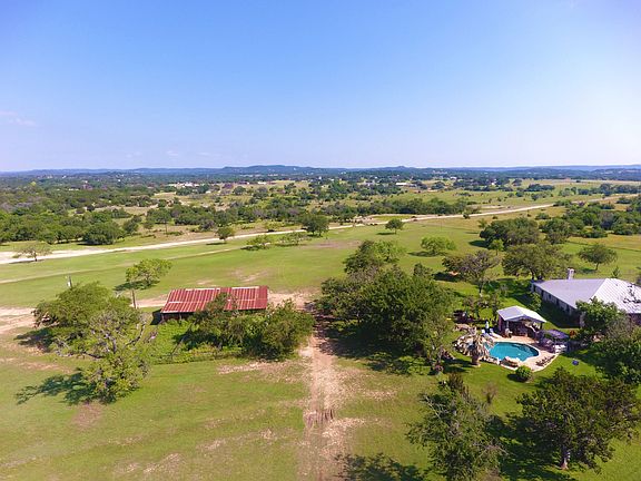 4th image of 16/- Acres Casa De Montague