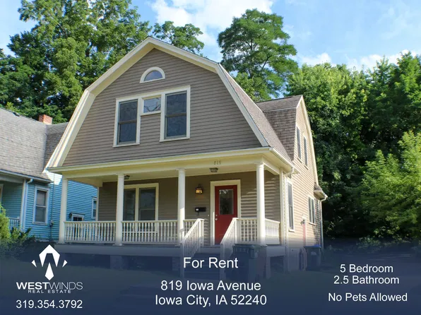 819 Iowa Ave, Iowa City, IA 52240