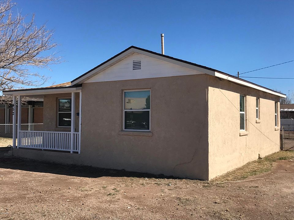 1st image of 452 N 3rd Ave