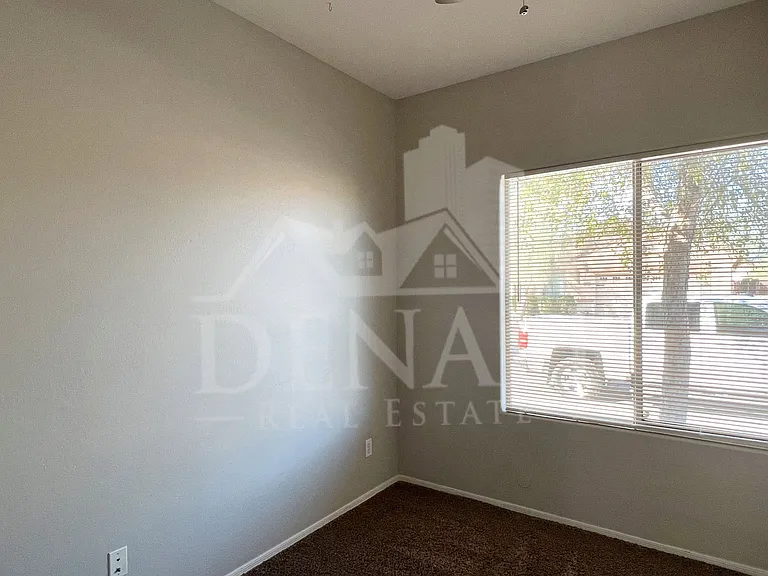 7347 W Millerton Way — Photo 11