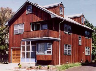 27 Bath St #HOUSE, Lido Beach, NY 11561