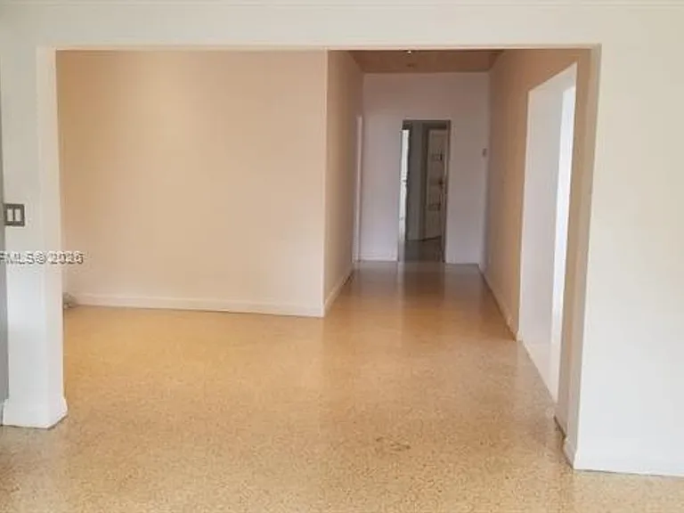625 93rd St — Photo 23