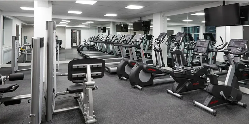 Rented by Douglas Elliman | media 30