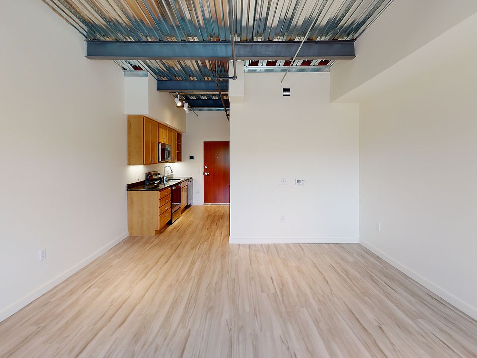 2nd image of 132 S Main St #413