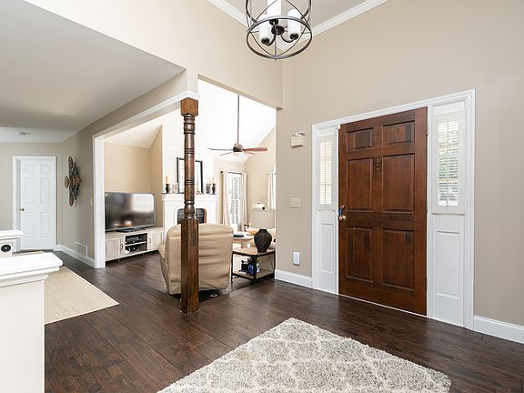 4th image of 2719 Wynford Ave SW