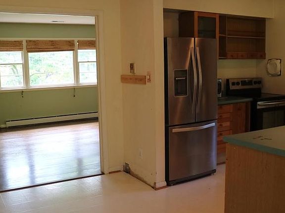 4th image of 7116 Judith Ave