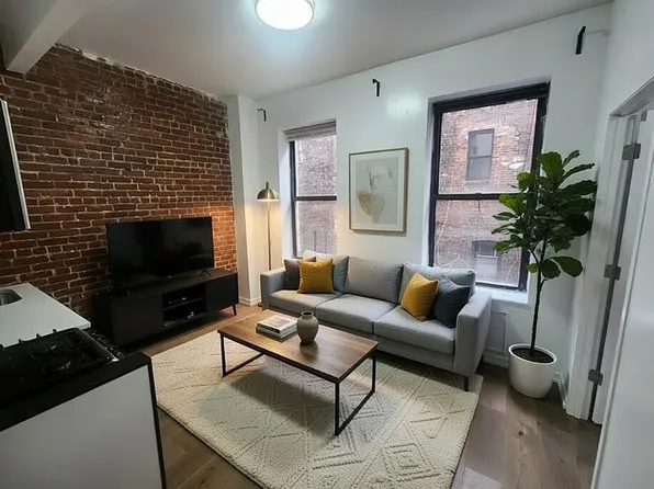 971 Columbus Ave #3A, New York, NY 10025