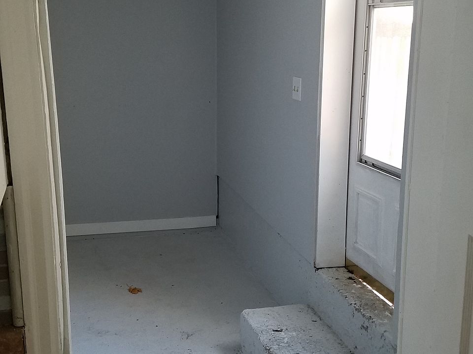 Mud room