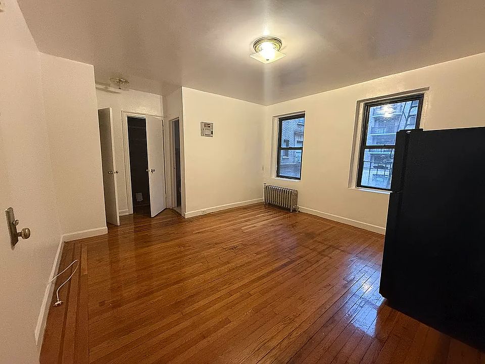 2nd image of 86-06 148th St #D2