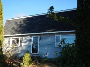 24 Forest St, Windham, NH 03087