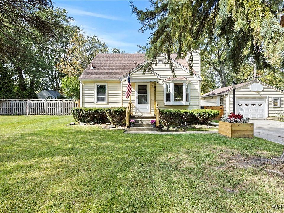 1st image of 848 Eggert Dr