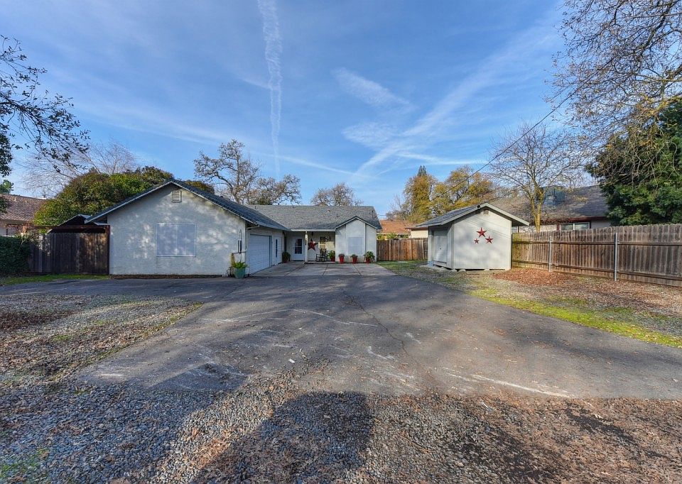 1st image of 5633 Angelina Ave