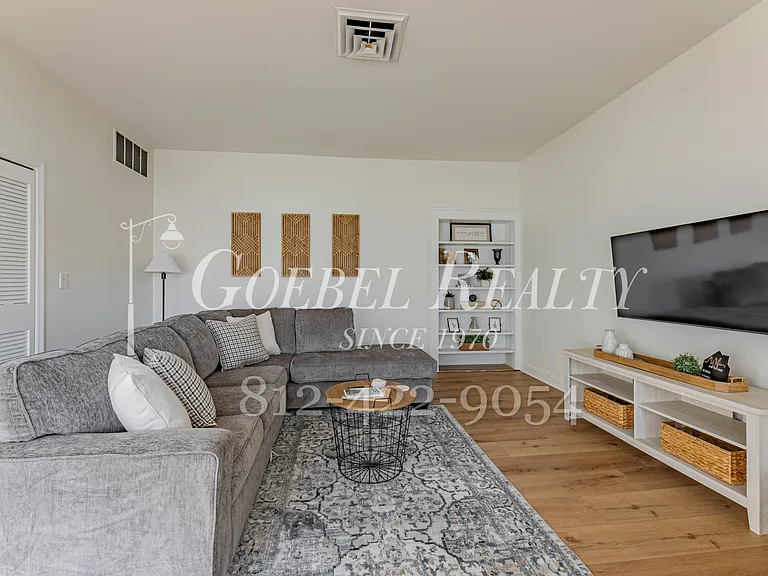 315 SE 1st St #315 — Photo 18