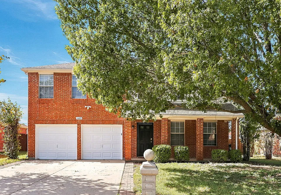 1605 Columbia Dr