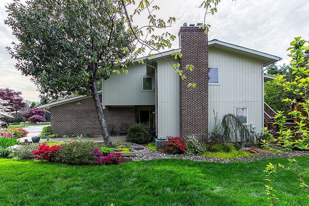 7227 Vistas Ln, Mc Lean, VA 22101 | Zillow