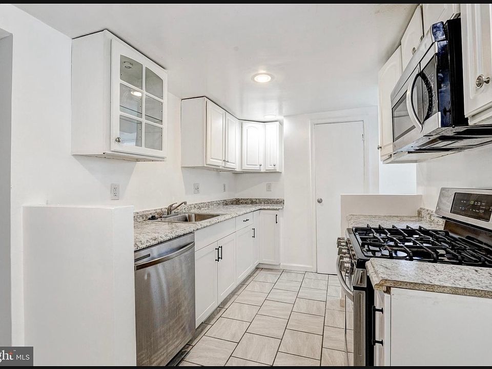 1st image of 4506 Furley Ave #1