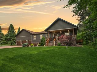 37331 Ivy Trl, North Branch, MN 55056