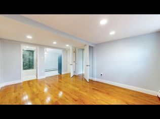 132 Shaw Ave FLOOR 1, Valley Stream, NY 11580
