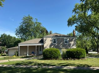 3346 S Manor Dr, Lansing, IL 60438