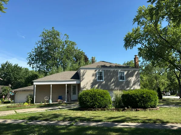 3346 S Manor Dr, Lansing, IL 60438