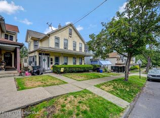 1727-1729 Monroe Ave, Dunmore, PA 18509