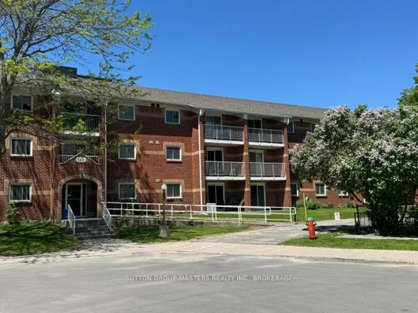 561 Armstrong Rd #217, Kingston, ON K7M 8J9