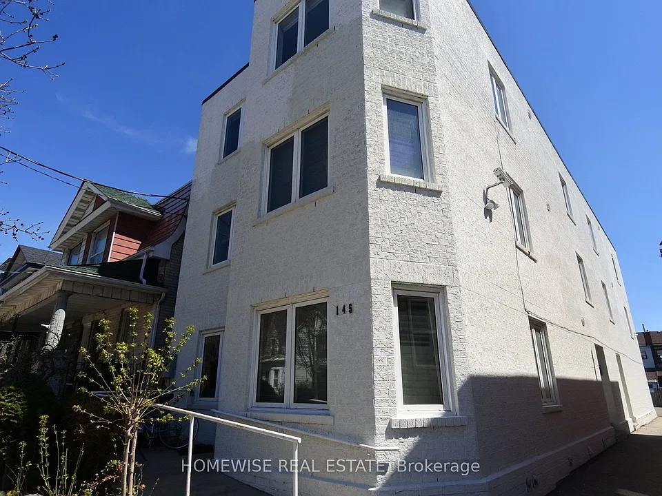 145 Lansdowne Ave #201