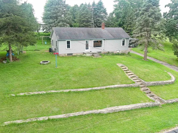 W2093 Melmar Dr, Markesan, WI 53946