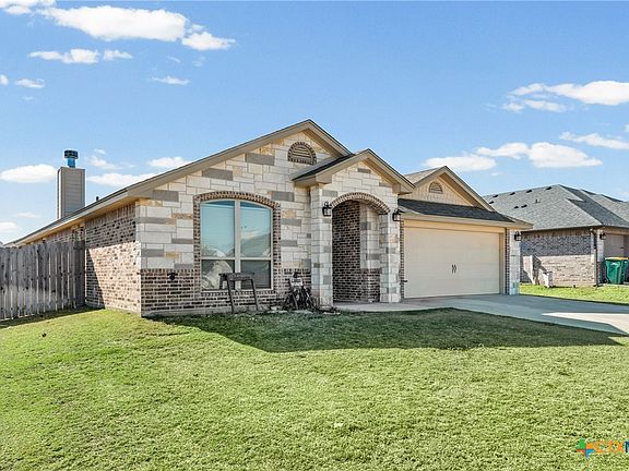 2nd image of 3321 James Ridge Dr