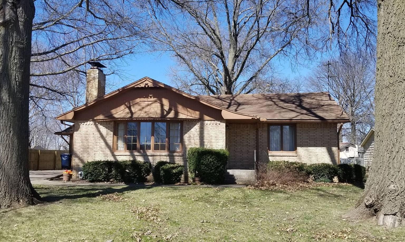 311 E Summit St, Wilton, IA 52778 Zillow